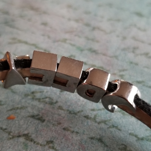 Relisted -Dee name bracelet moon star silver tone black strap buckle - Picture 15 of 15